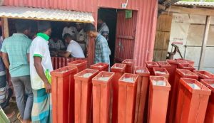নিষেধাজ্ঞা অমান্য করায় ১ বরফ কল মালিককে জরিমানা